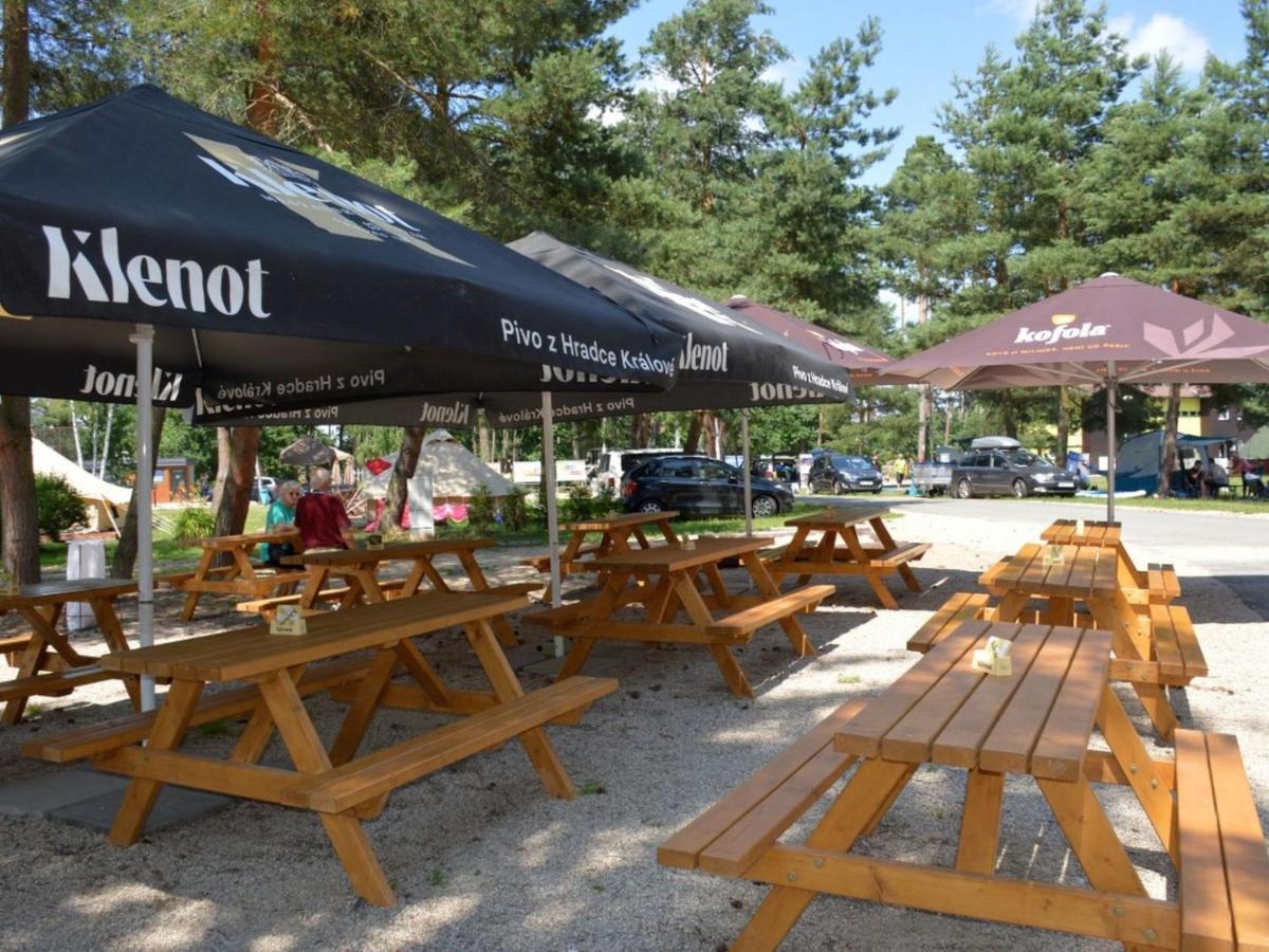 Holiday Home Kemp stříbrný rybník Hradec Králové Exteriér fotografie